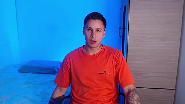 valentinosex1 online show from September 2025 12:13:02 AM