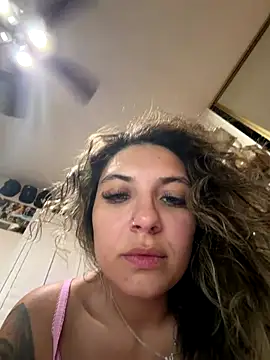 Snapshot of Chicagobabe chatting on October 2025 04:35:01 AM Chicagobabe online show from October 2025 04:35:01 AM