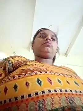 Snapshot of Hot_crety chatting on October 2025 11:22:01 AM Hot crety online show from October 2025 11:22:01 AM