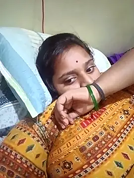 Snapshot of Hot_crety chatting on October 2025 12:50:02 PM Hot crety online show from October 2025 12:50:02 PM