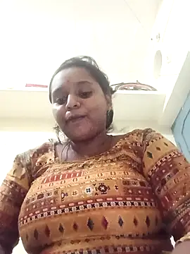 Snapshot of Hot_crety chatting on June 2026 05:01:02 PM Hot crety online show from June 2026 05:01:02 PM
