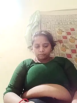 Snapshot of Hot_crety chatting on July 2026 04:53:01 PM Hot crety online show from July 2026 04:53:01 PM
