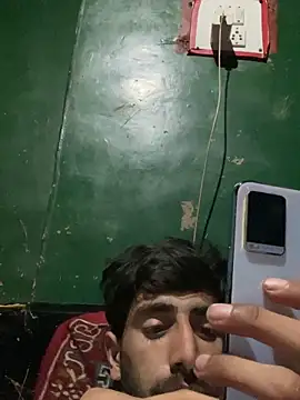 lyath3245 online show from February 2026 06:28:01 PM