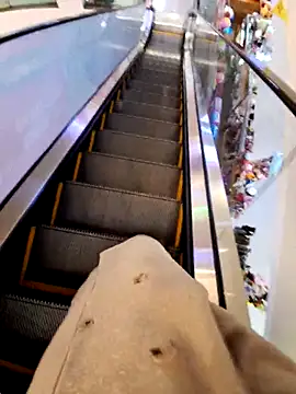 meomeocute online show from February 2026 02:45:01 PM