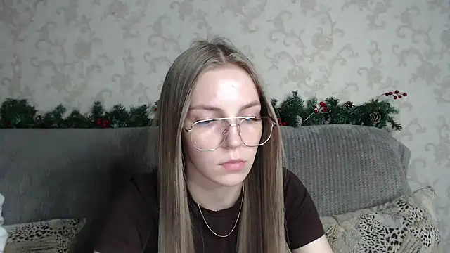 HitGyrl online show from February 2026 08:14:01 PM