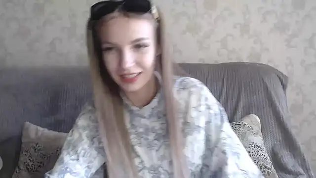 Snapshot of HitGyrl chatting on June 2026 07:55:01 AM HitGyrl online show from June 2026 07:55:01 AM