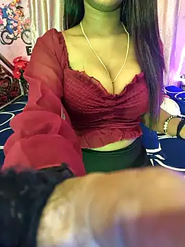 Snapshot of cute-sumi chatting on May 2026 12:43:01 PM cute-sumi online show from May 2026 12:43:01 PM