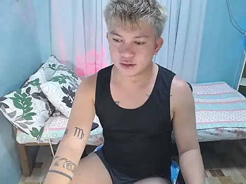 Snapshot of Fuckboii_intown chatting on October 2025 09:38:02 AM Fuckboii intown online show from October 2025 09:38:02 AM