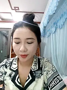 Snapshot of MinhChauXXX19 chatting on April 2026 08:57:02 AM MinhChauXXX19 online show from April 2026 08:57:02 AM