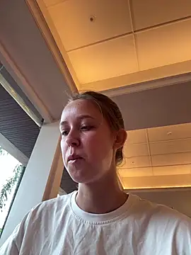 ElliRose online show from October 2025 01:39:01 AM