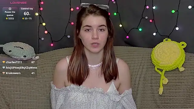 Snapshot of ElzaBlis chatting on January 2026 05:27:02 PM ElzaBlis online show from January 2026 05:27:02 PM