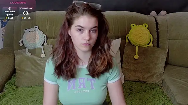 Snapshot of ElzaBlis chatting on February 2026 03:05:01 PM ElzaBlis online show from February 2026 03:05:01 PM