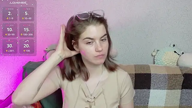 ElzaBlis online show from April 2026 04:06:02 PM