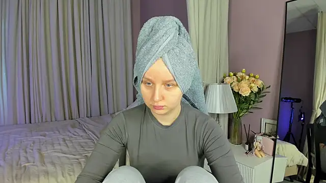 Rina Panic online show from May 2026 01:03:01 AM