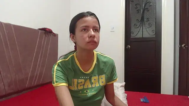 nathaly jones  online show from December 2025 12:31:02 PM