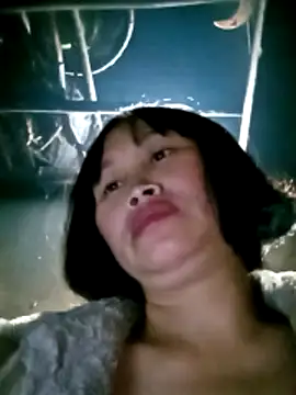 maple694 online show from December 2025 03:00:02 AM