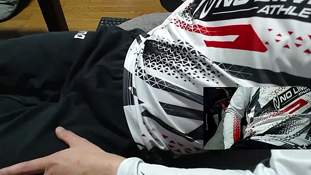 Yasu2000 online show from March 2026 10:21:01 AM