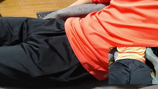 Yasu2000 online show from April 2026 02:18:01 AM