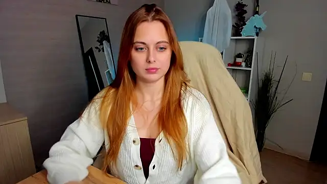 Snapshot of Alice_Wander chatting on November 2025 11:43:01 AM Alice Wander online show from November 2025 11:43:01 AM