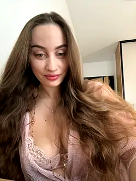 Maribelle Vinnie online show from December 2025 11:36:02 AM