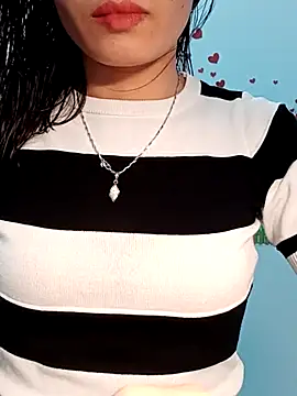 Snapshot of Hinna_x chatting on May 2026 12:21:02 PM Hinna x online show from May 2026 12:21:02 PM