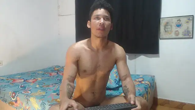 Snapshot of RuiMaddoox chatting on September 2025 11:00:01 AM RuiMaddoox online show from September 2025 11:00:01 AM