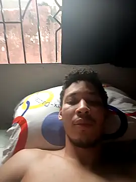 Snapshot of RuiMaddoox chatting on October 2025 11:07:02 AM RuiMaddoox online show from October 2025 11:07:02 AM