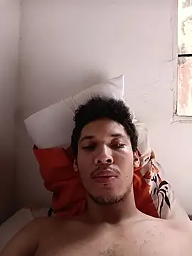 Snapshot of RuiMaddoox chatting on October 2025 02:24:02 PM RuiMaddoox online show from October 2025 02:24:02 PM