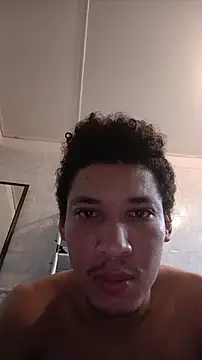 Snapshot of RuiMaddoox chatting on November 2025 05:58:02 PM RuiMaddoox online show from November 2025 05:58:02 PM