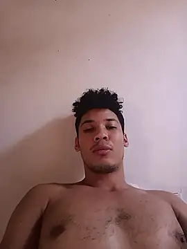 Snapshot of RuiMaddoox chatting on January 2026 12:40:01 PM RuiMaddoox online show from January 2026 12:40:01 PM