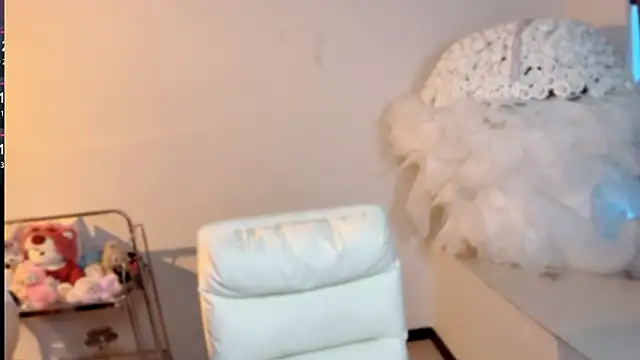 Tina-a online show from September 2025 09:31:02 AM