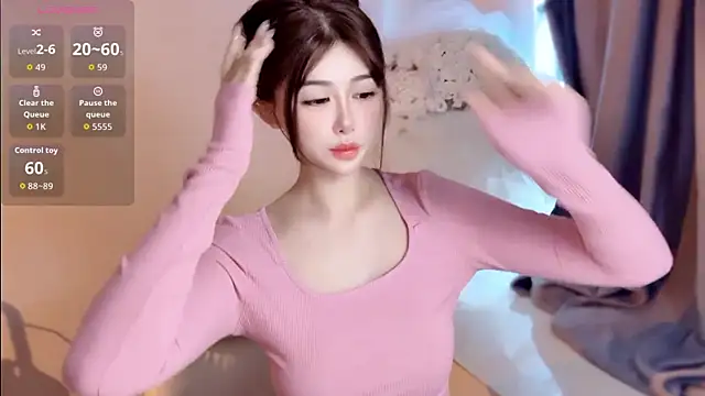 Tina-a online show from October 2025 02:33:01 AM