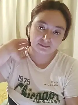 Snapshot of Anaa_Rose chatting on February 2026 11:00:01 PM Anaa Rose online show from February 2026 11:00:01 PM