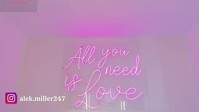 Snapshot of aleksandramiller_ chatting on September 2025 12:30:01 PM aleksandramiller online show from September 2025 12:30:01 PM