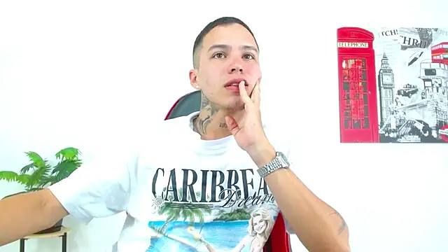 Cumandres18 online show from April 2026 02:42:01 PM