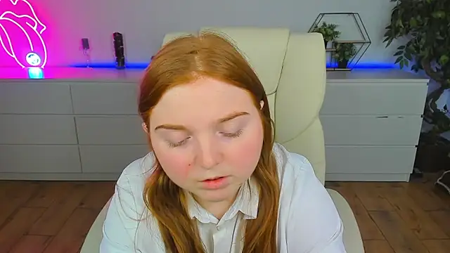 KattyRose8 online show from September 2025 06:40:02 PM