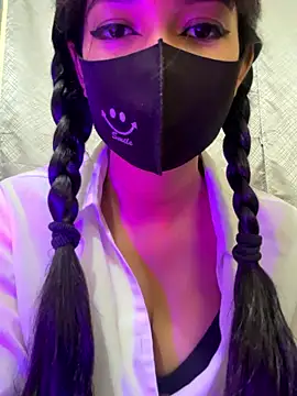 Snapshot of Neha18 chatting on September 2025 06:18:02 AM Neha18 online show from September 2025 06:18:02 AM