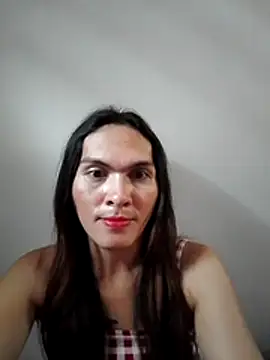 Snapshot of Pinkyweb_03 chatting on June 2026 02:24:02 AM Pinkyweb 03 online show from June 2026 02:24:02 AM
