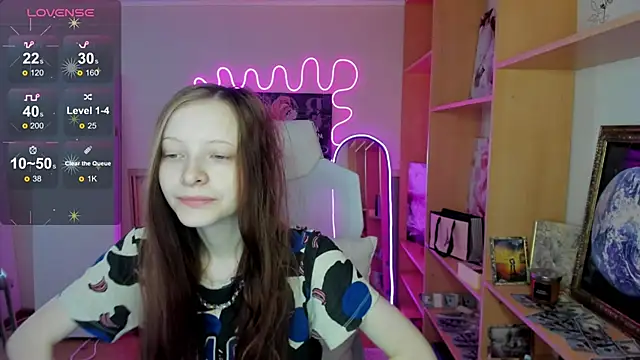 AliceHaris online show from November 2025 03:04:01 AM