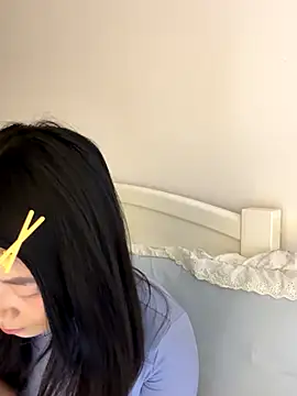 Ella-A9 online show from October 2025 02:56:02 PM