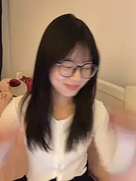 Ella-A9 online show from November 2025 03:25:02 PM