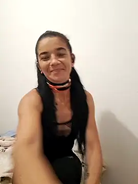 Snapshot of alinaalinutzq chatting on September 2025 09:08:02 PM alinaalinutzq online show from September 2025 09:08:02 PM