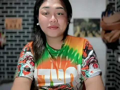Snapshot of luluakovi_69 chatting on June 2026 01:57:01 PM luluakovi 69 online show from June 2026 01:57:01 PM