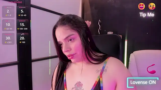 sunnypaytton online show from November 2025 12:47:01 PM