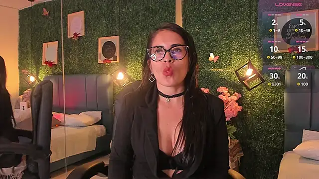 Linagh  online show from September 2025 11:48:01 AM