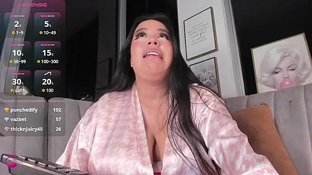 Zoey thompson online show from September 2025 08:28:02 AM