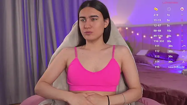 Snapshot of HeyAlena chatting on October 2025 06:36:02 AM HeyAlena online show from October 2025 06:36:02 AM