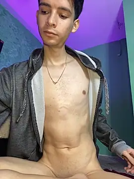 VicenteFerrer online show from November 2025 03:33:01 PM