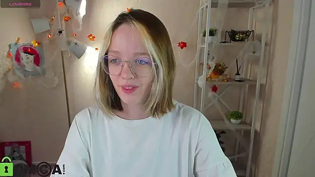 R0cket bunny online show from October 2025 01:06:02 AM