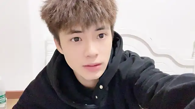 Snapshot of linger2563 chatting on September 2025 11:45:02 AM linger2563 online show from September 2025 11:45:02 AM